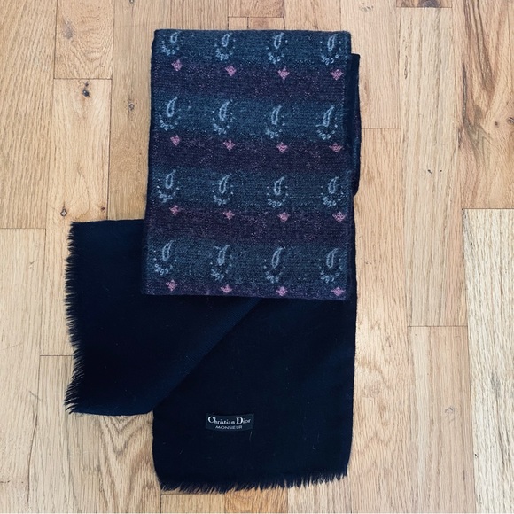 Christian Dior monsieur double sided narrow scarf. - Picture 1 of 5